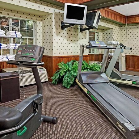 Microtel Inn & Suites By Wyndham Perimeter Center Sandy Springs Exteriör bild