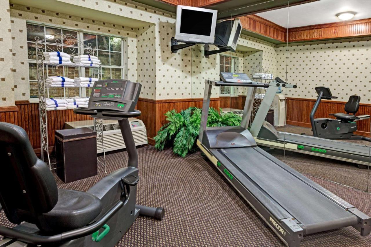 Microtel Inn & Suites By Wyndham Perimeter Center Sandy Springs Exteriör bild