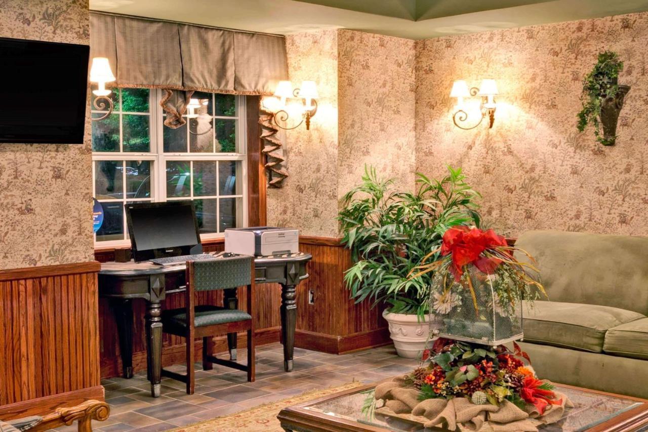 Microtel Inn & Suites By Wyndham Perimeter Center Sandy Springs Exteriör bild