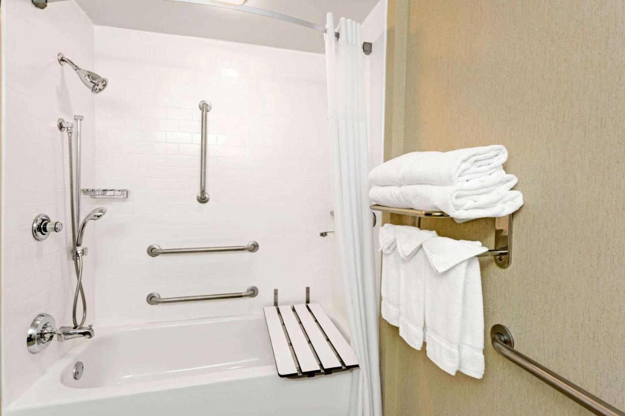Microtel Inn & Suites By Wyndham Perimeter Center Sandy Springs Exteriör bild