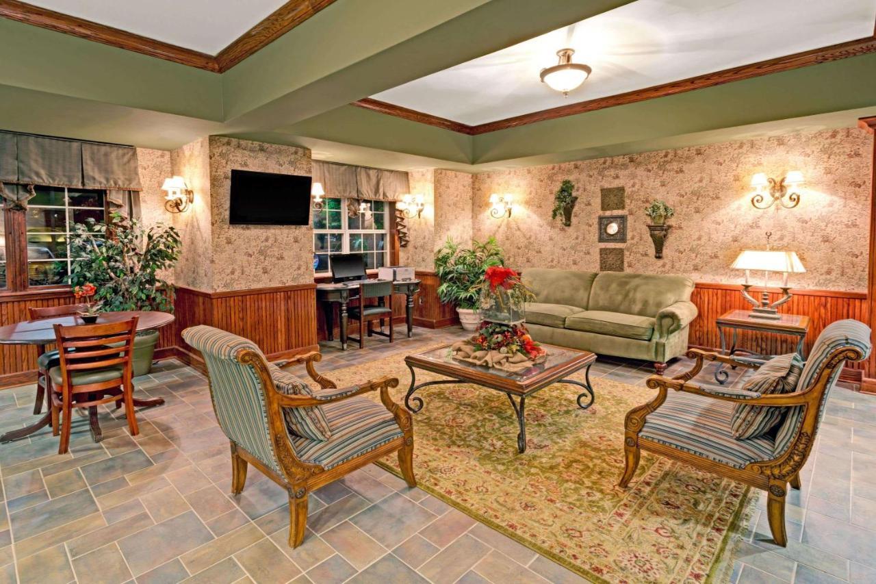 Microtel Inn & Suites By Wyndham Perimeter Center Sandy Springs Exteriör bild